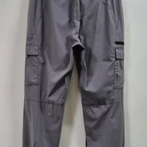 [SOLD OUT] 데상트 고급 카고 조거팬츠 남자 32~33싸이즈 그레이계열
