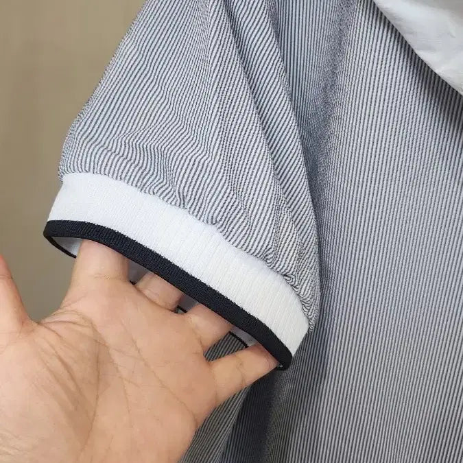 [BUNJANG] Volvik Striped Short Sleeve Hooded Zip-up / Volvik 반팔 후드 집업