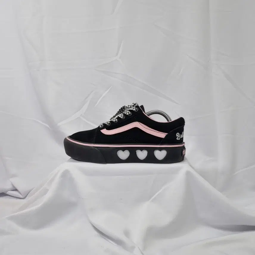 [BUNJANG] Vans x Lazy Oaf Old Skool Heart Platform Sneakers / 빈티지하서 230 반스 X 레이지 오프 올드스쿨 하트 플랫폼 스니커즈