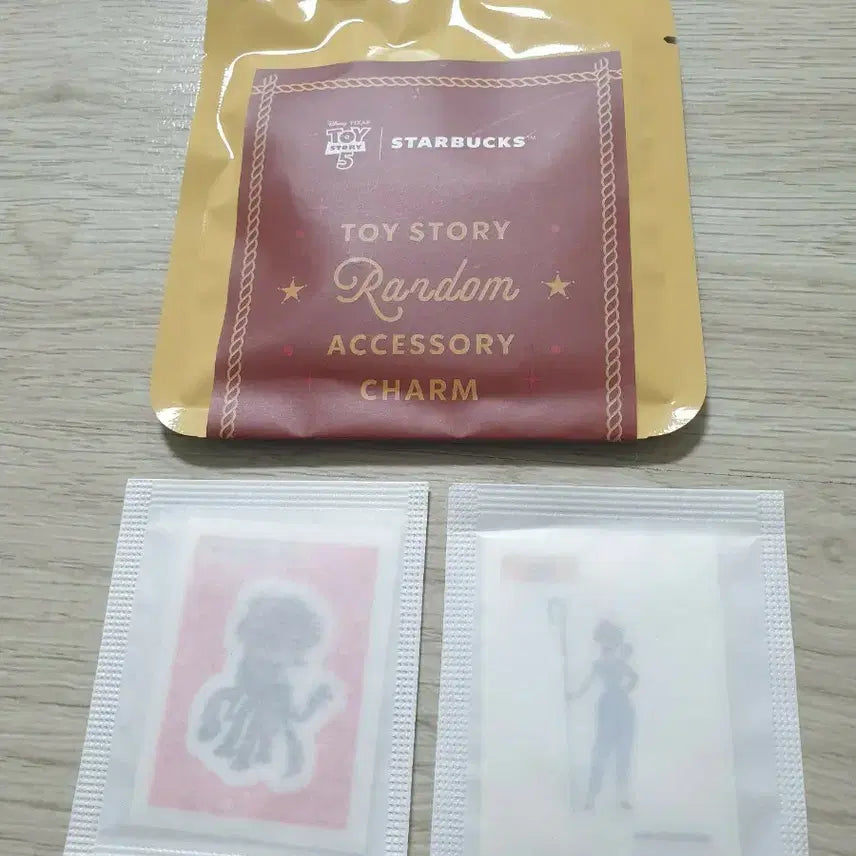 [SOLD OUT] 스타벅스 토이스토리 띠부씰 스티커 2+랜덤참 1