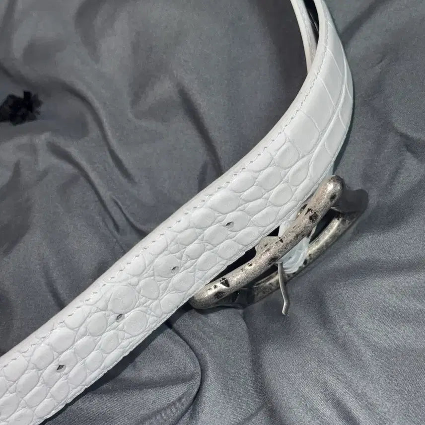 [SOLD OUT] 에모스탠스클럽 CORE BELT - CROC EMBOSSED WHITE