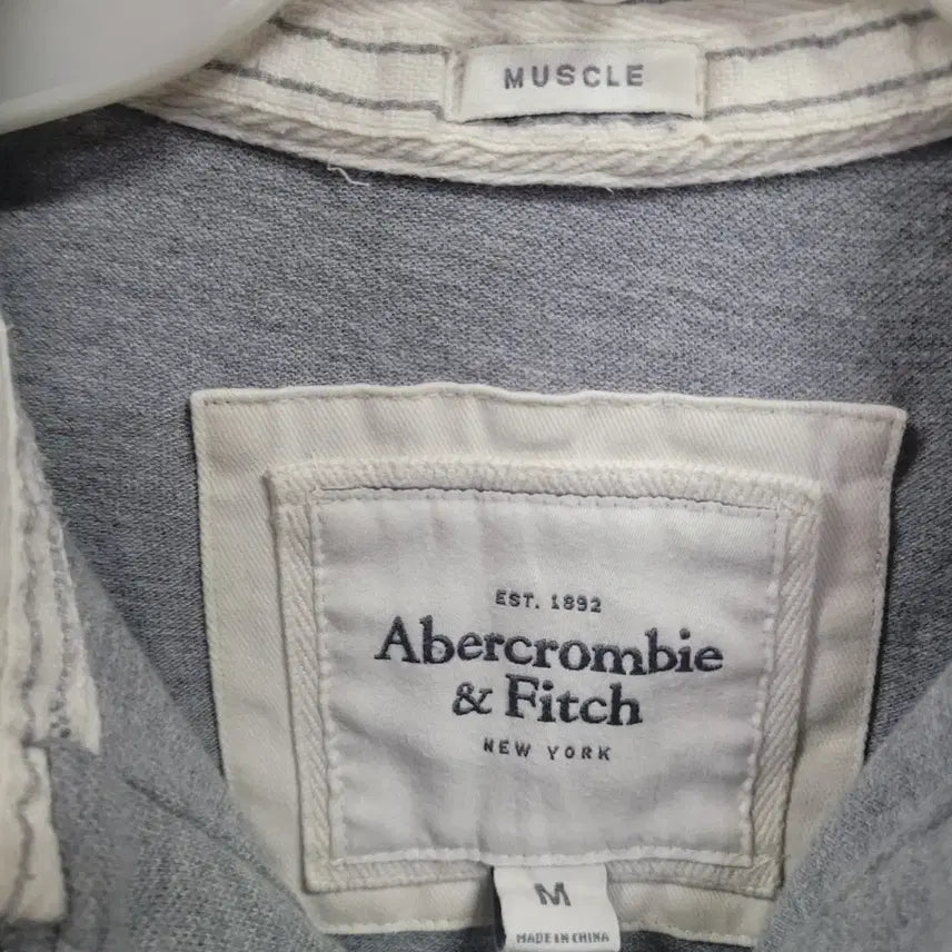 [SOLD OUT] RCROMBIE 아베크롬비 패치 Y2K 아카이브 빈티지 셔츠