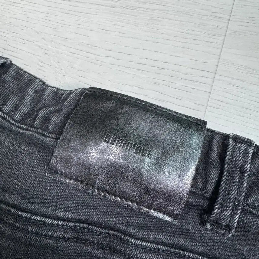 [SOLD OUT] 28 빈폴 흑청바지 여성