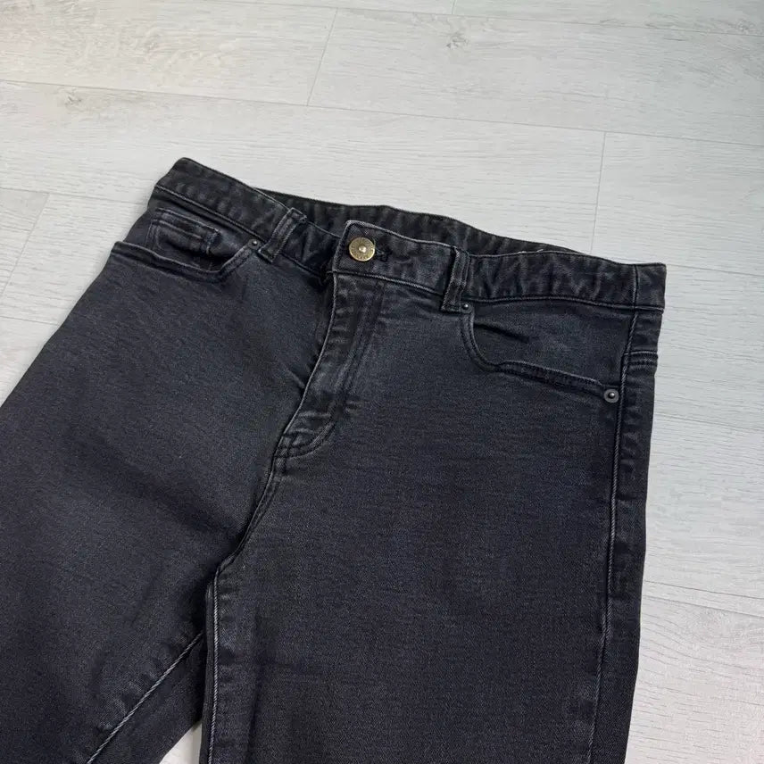 [SOLD OUT] 28 빈폴 흑청바지 여성