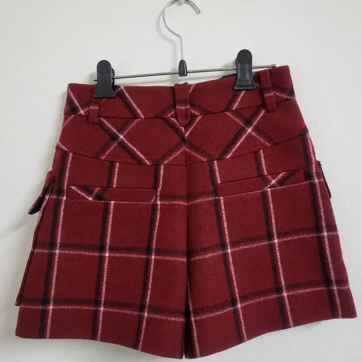 [SOLD OUT] 럭키슈에뜨 반바지 36