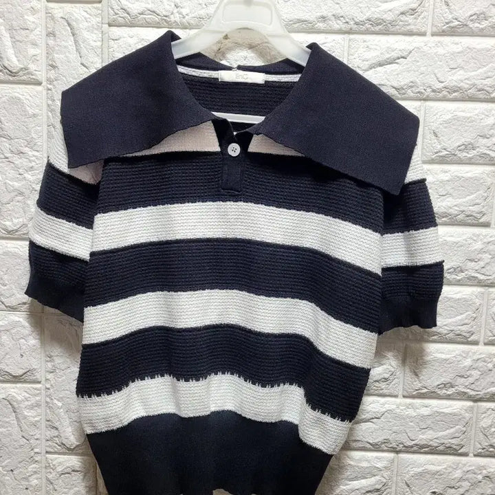 [SOLD OUT] 세라카라 니트셔츠