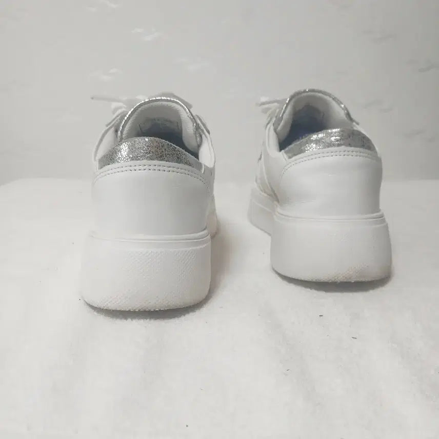 [SOLD OUT] (37) 스프리스 스니커즈 225mm