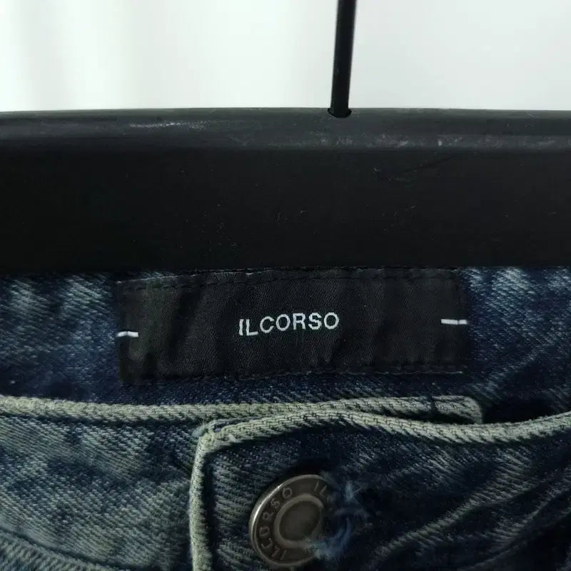 [BUNJANG] Ilcorso 23 F/W Multi-Pocket Utility Cargo Denim Pants / 일꼬르소 23 F/W 멀티 포켓 유틸리티 카고 데님 팬츠 M20040