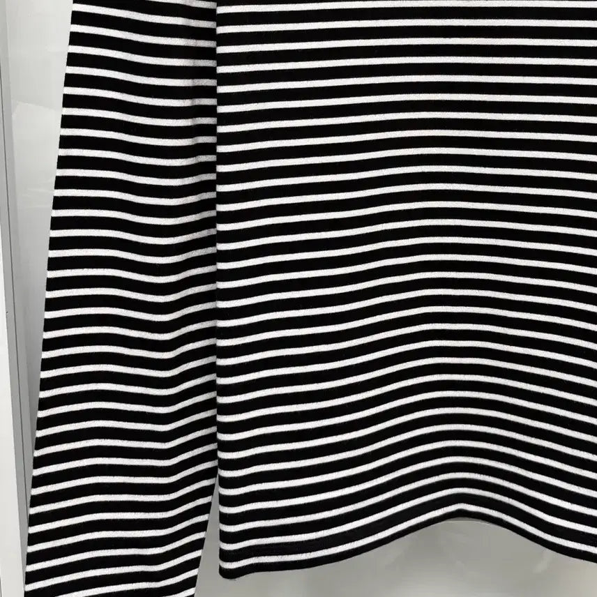 [BUNJANG] AMI Small Heart Stripe T-shirt L / 아미 스몰하트 스트라이프 단가라 티셔츠 L