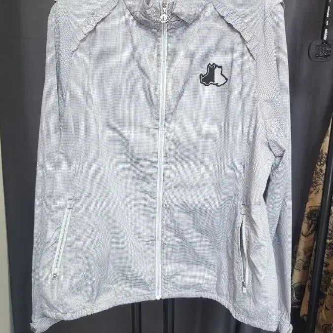 [SOLD OUT] 블랙앤화이트 체크 패턴 블루종 점퍼