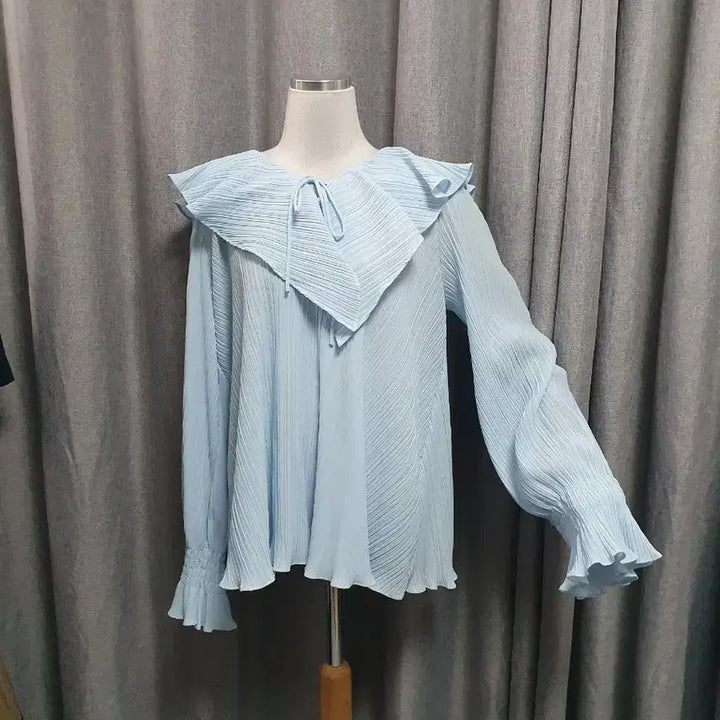 [BUNJANG] Lee Chung Chung Pleats Blouse / 이청청 디자이너 플리츠 블라우스