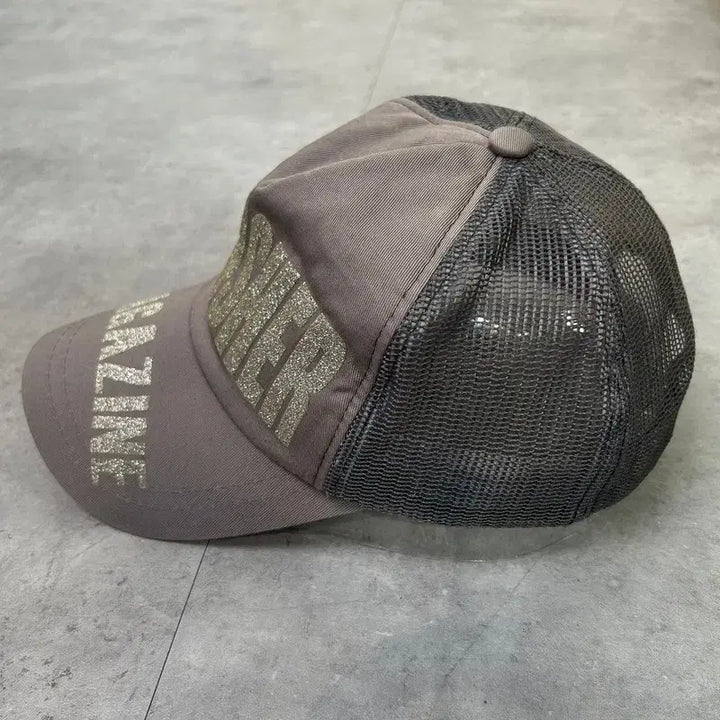 [BUNJANG] Free Trashier Magazine Vintage Y2K Mesh Trucker Cap Hat / 프리 트레셔 매거진 빈티지 Y2K 메쉬 트러커 캡 모자