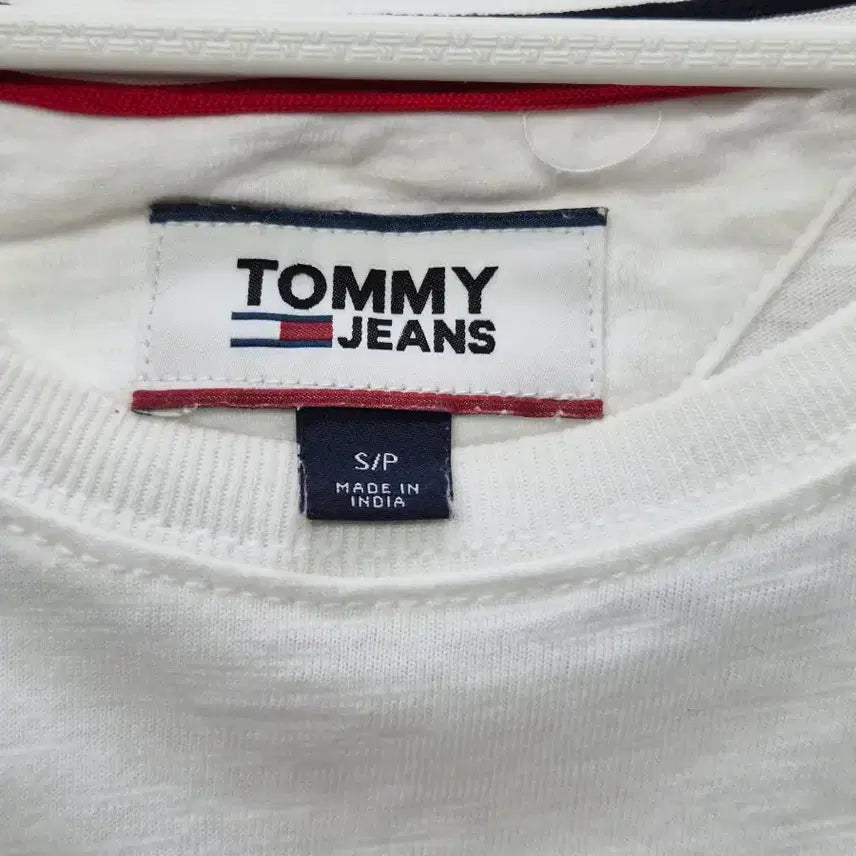 [BUNJANG] Tommy Hilfiger White Long Sleeve T-shirt / 타미힐피거 화이트 긴팔 티셔츠