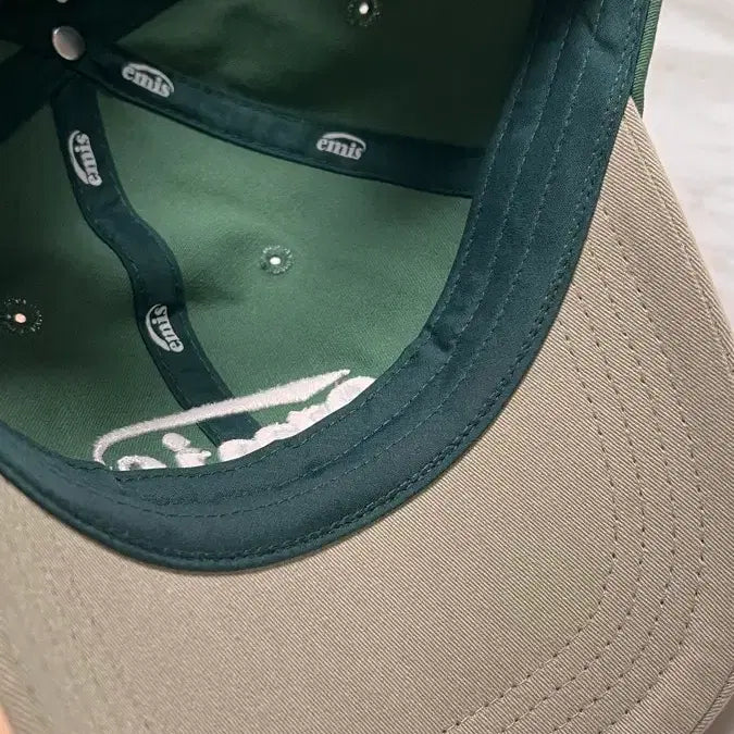 [BUNJANG] Emis Unisex Beige and Green Cap / 이미스 모자 남녀공용