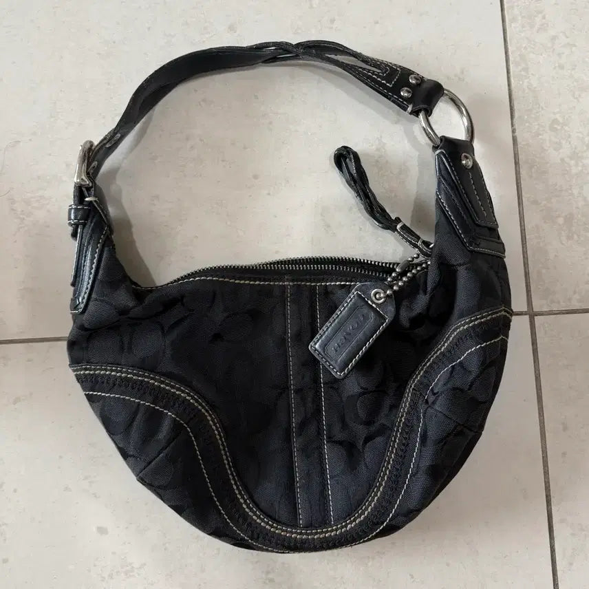 [BUNJANG] Coach Black Hobo Shoulder Bag / 코치 블랙 숄더백 호보백