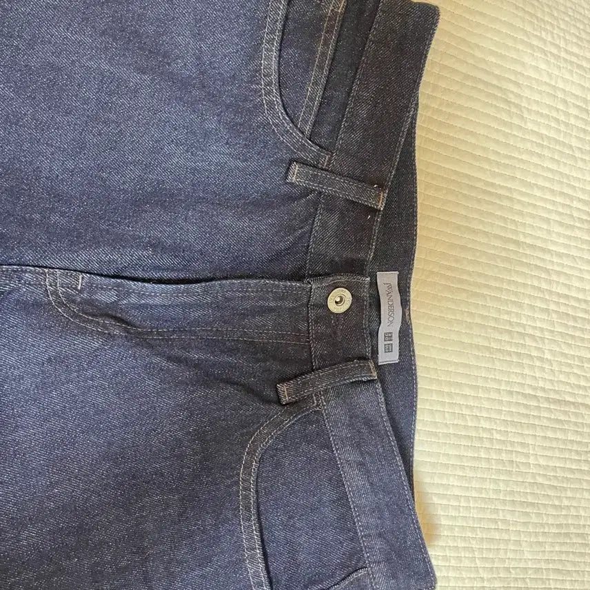 [BUNJANG] Uniqlo JWA Straight Jeans (Size 25) / 유니클로jwa 스트레이트진25사이즈