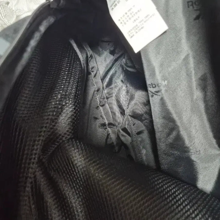 [BUNJANG] Reebok Black Backpack / 리복 블랙 백팩 가방