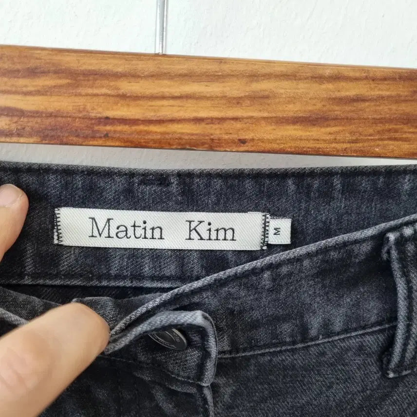 [BUNJANG] Matinkim Black Denim Shorts / 마뗑킴 흑청 숏팬츠