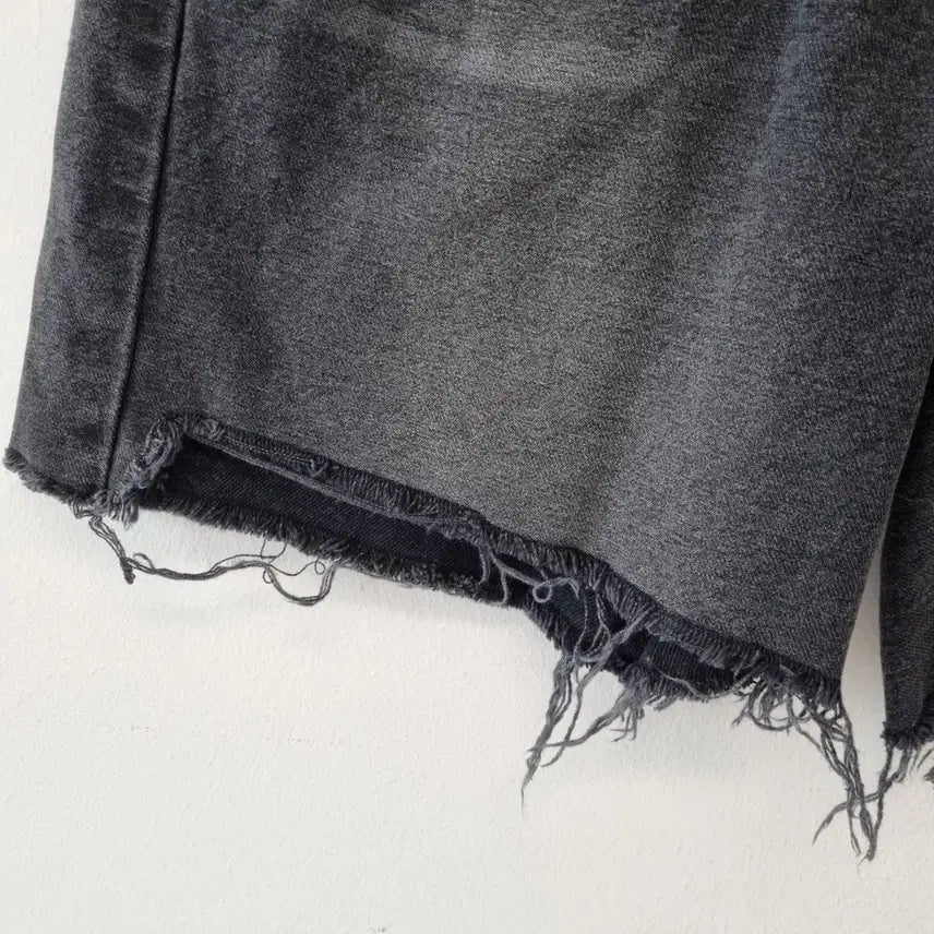 [BUNJANG] Matinkim Black Denim Shorts / 마뗑킴 흑청 숏팬츠