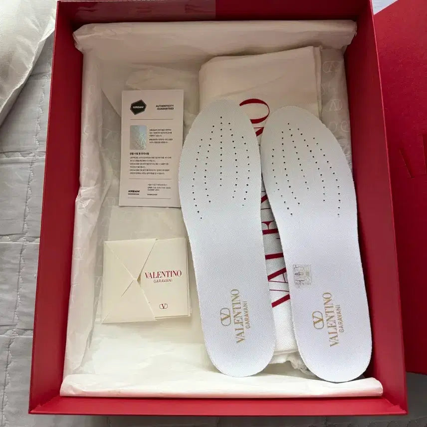[BUNJANG] Valentino Garavani Sneakers White (265-270) / (S급) 발렌티노 검보이 스니커즈 화이트 (265-270)