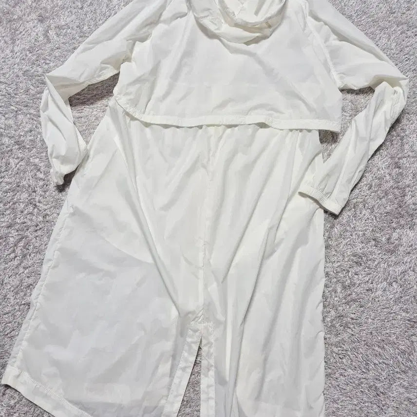 [SOLD OUT] 베럴여름롱바람막이(정품)