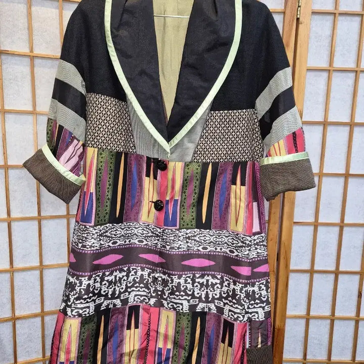 [SOLD OUT] 간절기 수입 실크 코트 프리