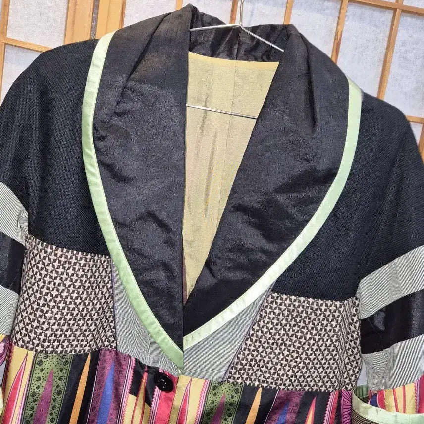 [SOLD OUT] 간절기 수입 실크 코트 프리