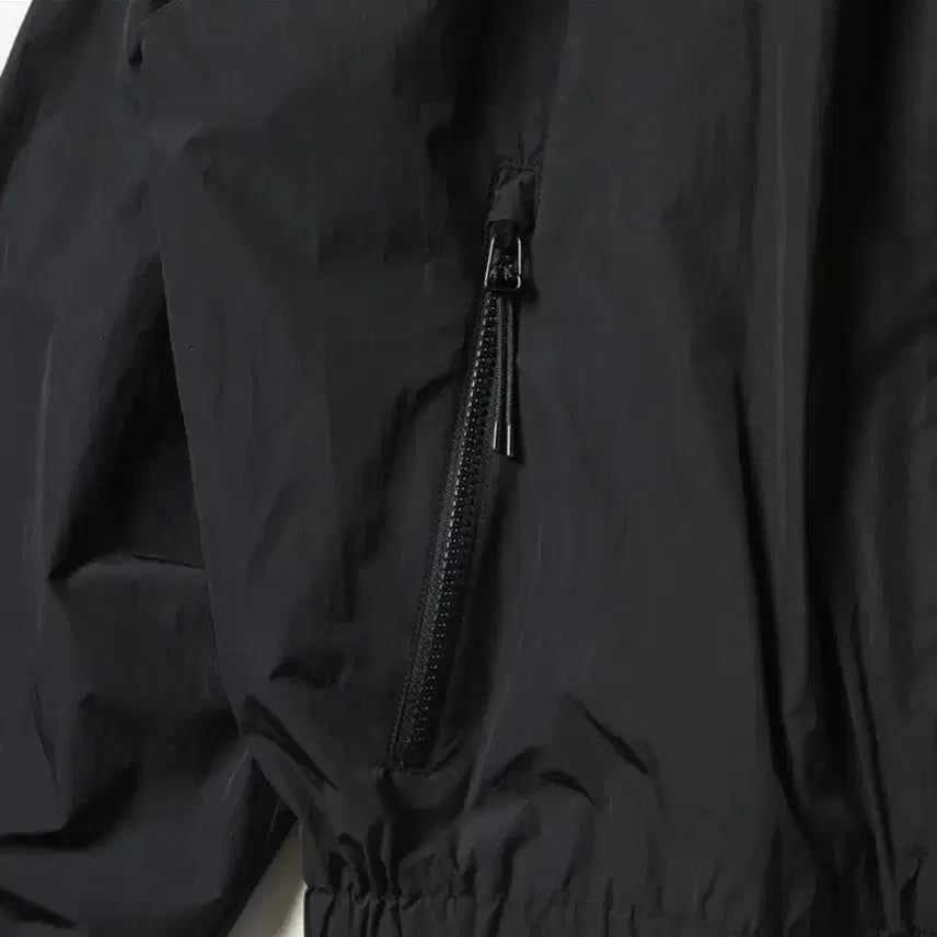 [SOLD OUT] [L] 토마스모어 탱크 블루종 블랙(바람막이)