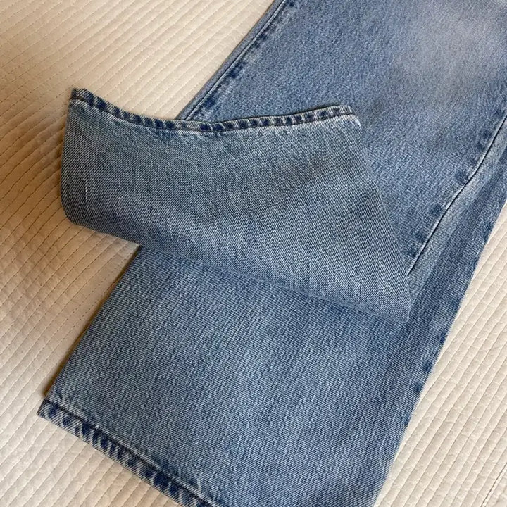 [BUNJANG] Uniqlo JWA Straight Jeans (Size 25) / 유니클로jwa스트레이트진25사이즈