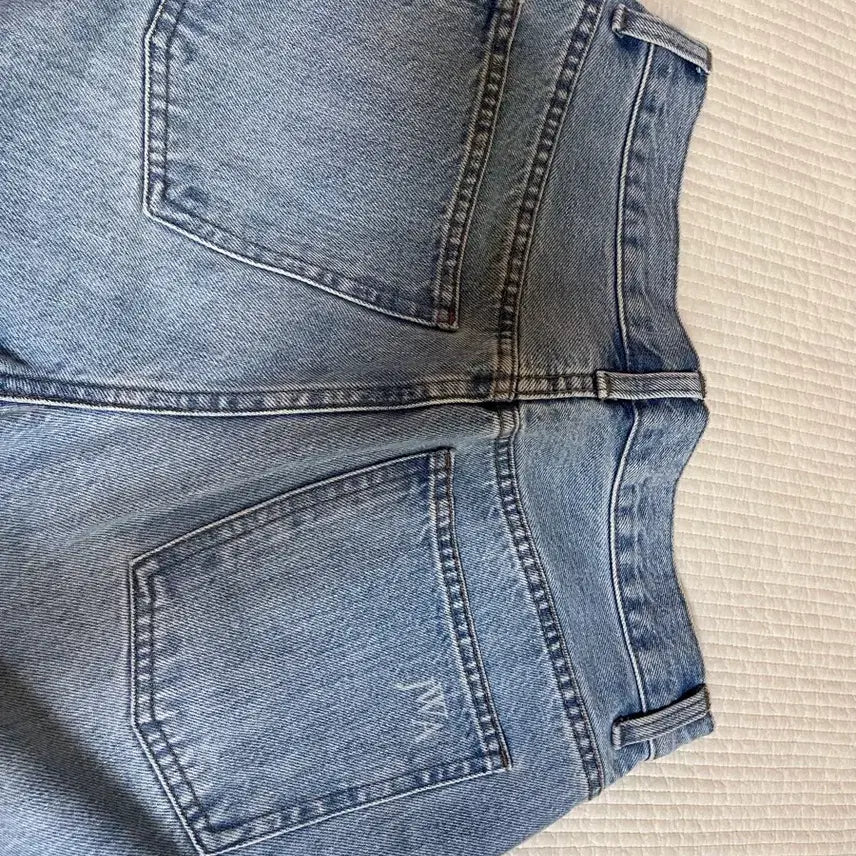 [BUNJANG] Uniqlo JWA Straight Jeans (Size 25) / 유니클로jwa스트레이트진25사이즈