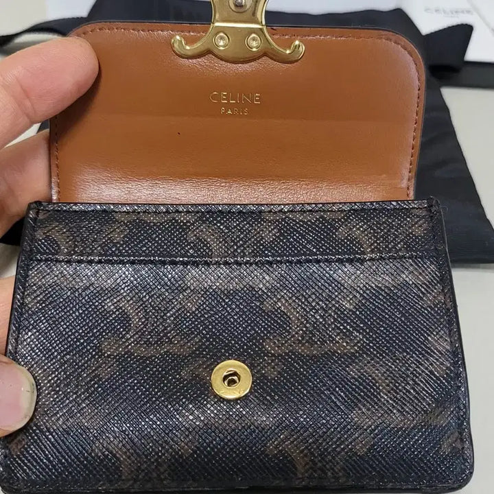 [SOLD OUT] 셀린느 트리오페 카드지갑 정품