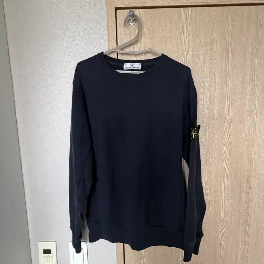 [SOLD OUT] {정품/당일배송}스톤아일랜드 맨투맨