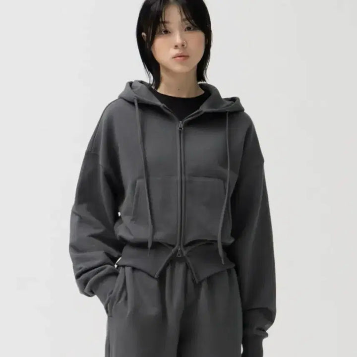 [SOLD OUT] 토피 W 2WAY 크롭 스웻 후드 집업 (CHARCOAL)