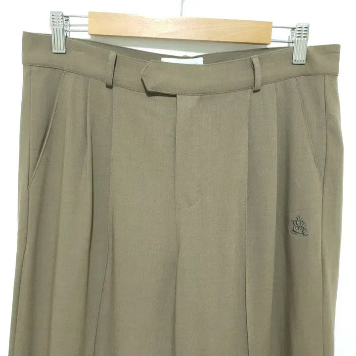 [BUNJANG] Black and Two-Tuck Wide Slacks / 블랙앤드 투턱 와이드 슬랙스 L_M2038