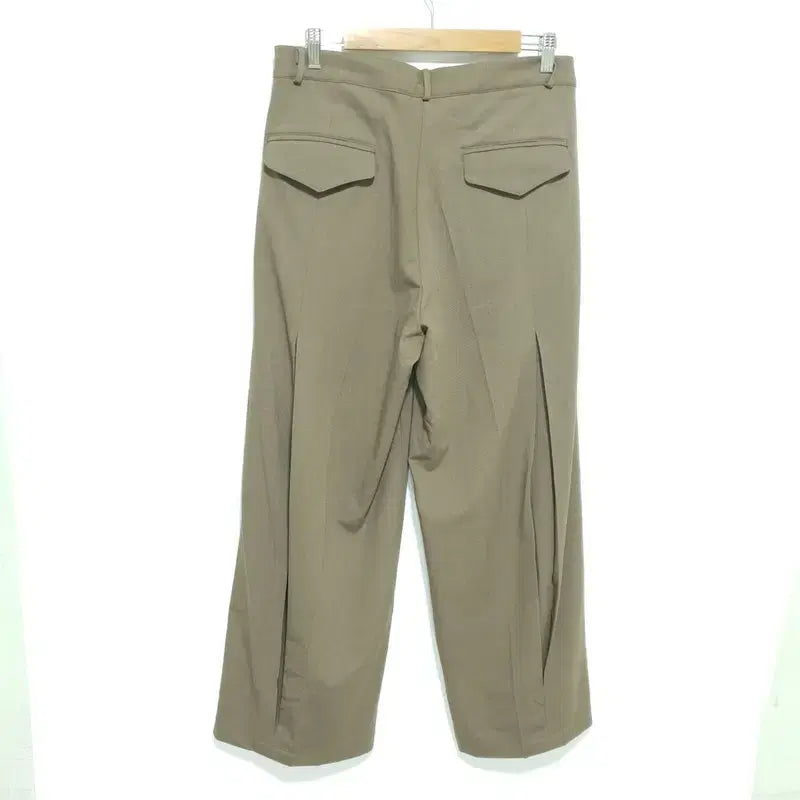 [BUNJANG] Black and Two-Tuck Wide Slacks / 블랙앤드 투턱 와이드 슬랙스 L_M2038