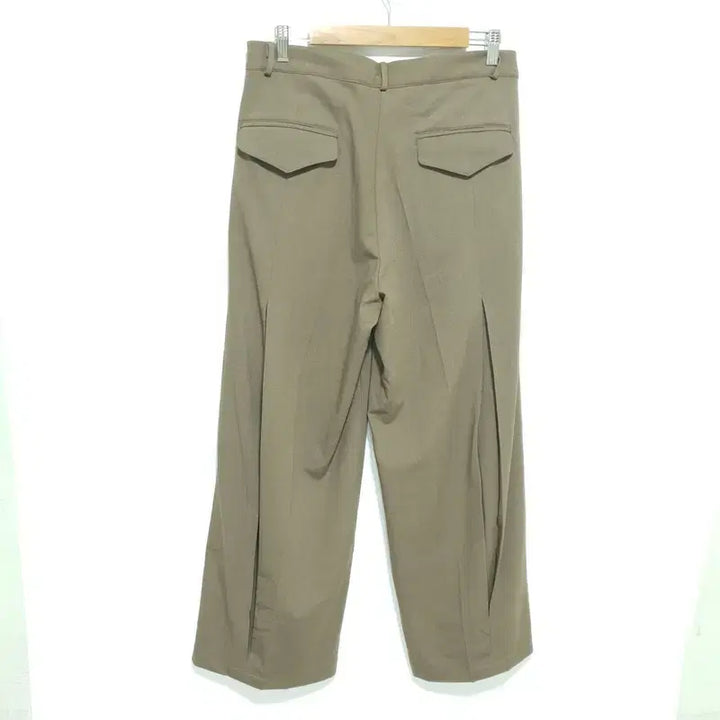 [BUNJANG] Black and Two-Tuck Wide Slacks / 블랙앤드 투턱 와이드 슬랙스 L_M2038