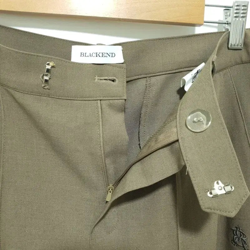 [BUNJANG] Black and Two-Tuck Wide Slacks / 블랙앤드 투턱 와이드 슬랙스 L_M2038