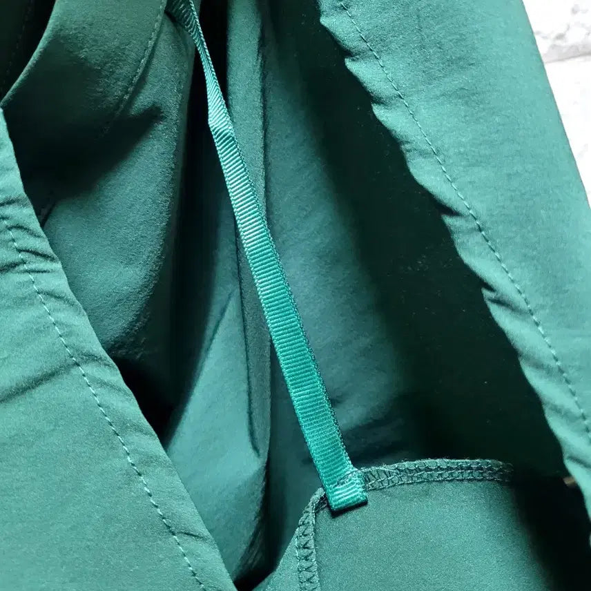 [BUNJANG] Green Spandex Shirt / 그린 바스락 스판 셔츠