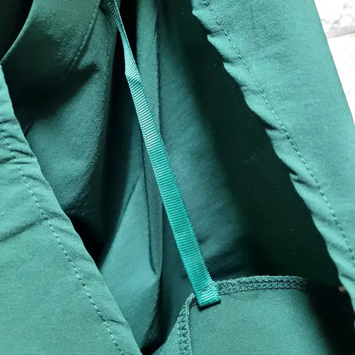 [BUNJANG] Green Spandex Shirt / 그린 바스락 스판 셔츠