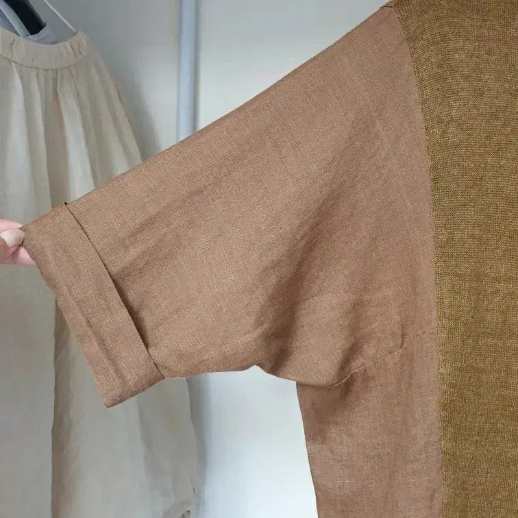 [BUNJANG] ISAE Texture Block French Sleeve Long Blouse / 자연주의 ISAE 이새 텍스쳐블록 프렌치슬리브 롱 블라우스 셔츠