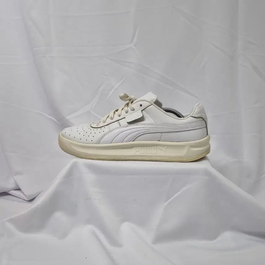 [BUNJANG] Puma GV Special 75th Anniversary Sneakers / 빈티지하서 260 푸마 GV 스페셜 75주년 스니커즈