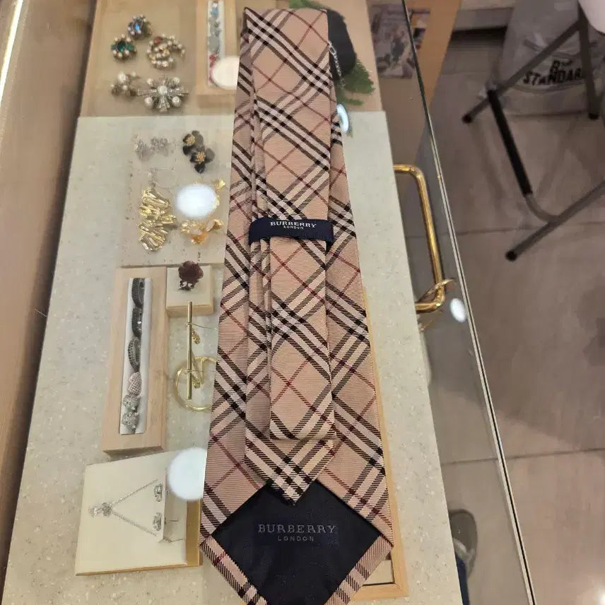 [BUNJANG] Burberry Nova Check Silk Necktie / 버버리 노바체크 실크넥타이