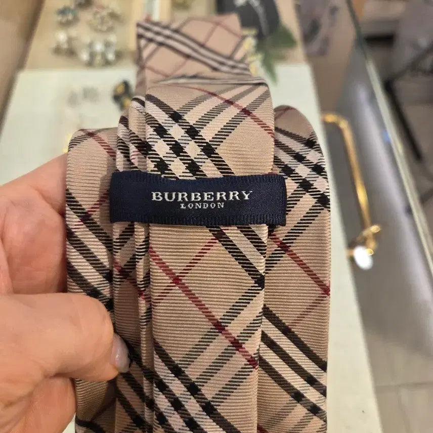 [BUNJANG] Burberry Nova Check Silk Necktie / 버버리 노바체크 실크넥타이