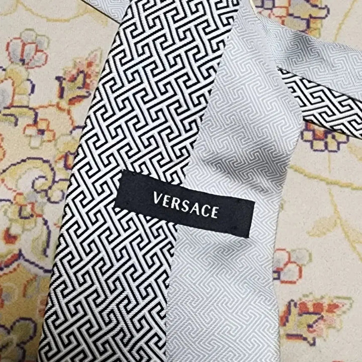 [BUNJANG] Versace Silk Men&
