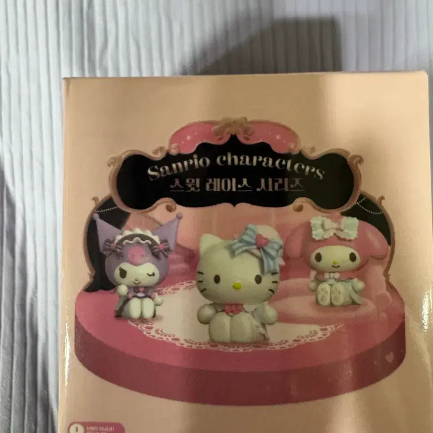 [BUNJANG] Sanrio Sweet Lace Series Hello Kitty Figure / 산리오스윗레이스시리즈/키티