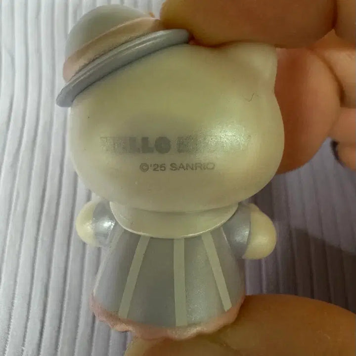 [BUNJANG] Sanrio Sweet Lace Series Hello Kitty Figure / 산리오스윗레이스시리즈/키티