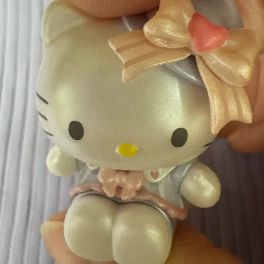 [BUNJANG] Sanrio Sweet Lace Series Hello Kitty Figure / 산리오스윗레이스시리즈/키티