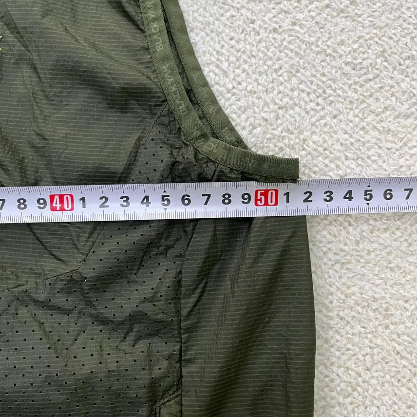 [BUNJANG] Black Yak Lightweight Windbreaker Vest / 105 블랙야크 경량 바람막이 조끼 0414M