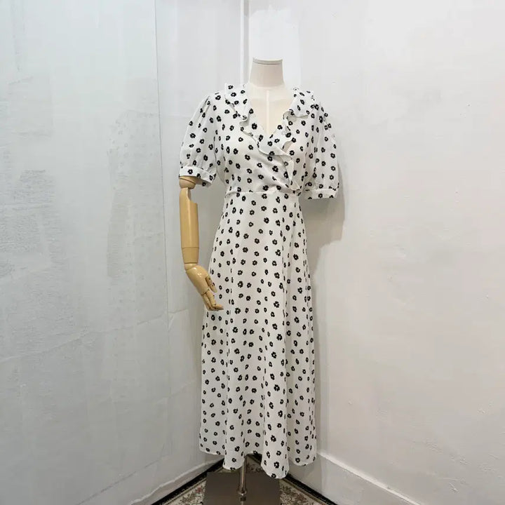 [BUNJANG] Mimosa Beauty Flower White Long Dress / 미모사뷰티 플라워 화이트 롱드레스 롱원피스 2257