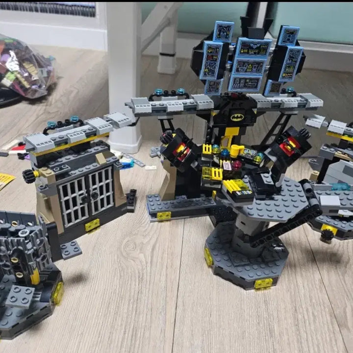 [BUNJANG] Lego 70909 Batcave Set / 레고 70909 중고